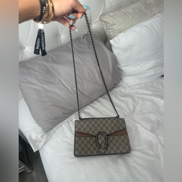 Bag - Picture 2 of 4